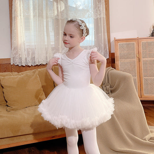 List of Items to Prepare for a 3-Year-Old Girl's First Ballet Class