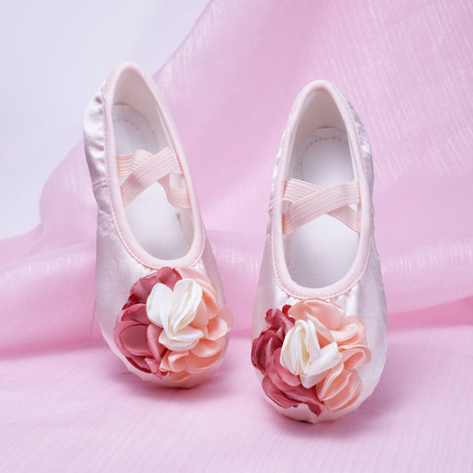 Beige large rose kids' dance shoes, pink yoga practice shoes, children's ballet dance shoes,Anti-slip shoes