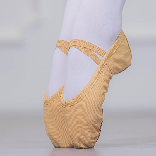 Children's dance shoes, professional ballet shoes, anti-slip performance shoes, yoga shoes, soft-bottom cat-claw shoes