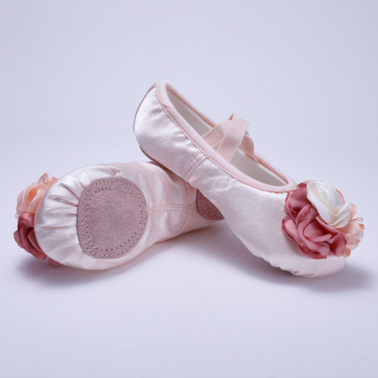 Beige large rose kids' dance shoes, pink yoga practice shoes, children's ballet dance shoes,Anti-slip shoes